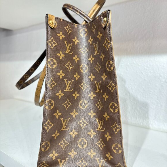 Louis Vuitton Monogram Canvas Leather On The Go GM Shoulder Bag - Picture 3 of 9